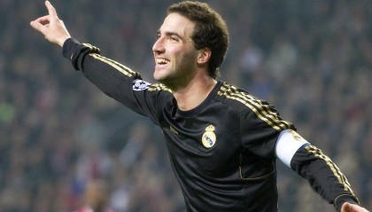 九游体育在线直播-顶尖“攻击手”谁称王？欧冠射手榜最新排名，欧冠射手榜排行