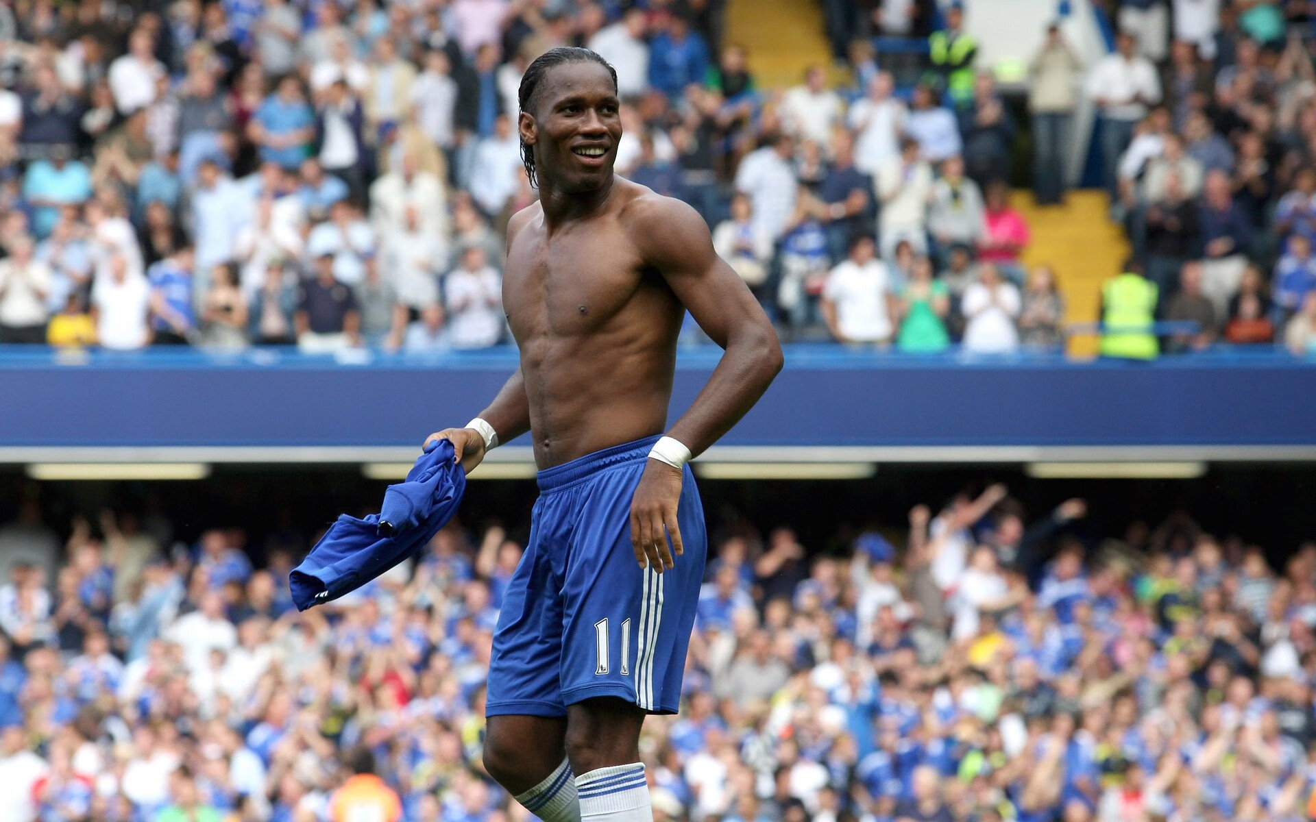 “法甲积分榜动态频繁，悬念不断升级”，2020～2021法甲积分榜